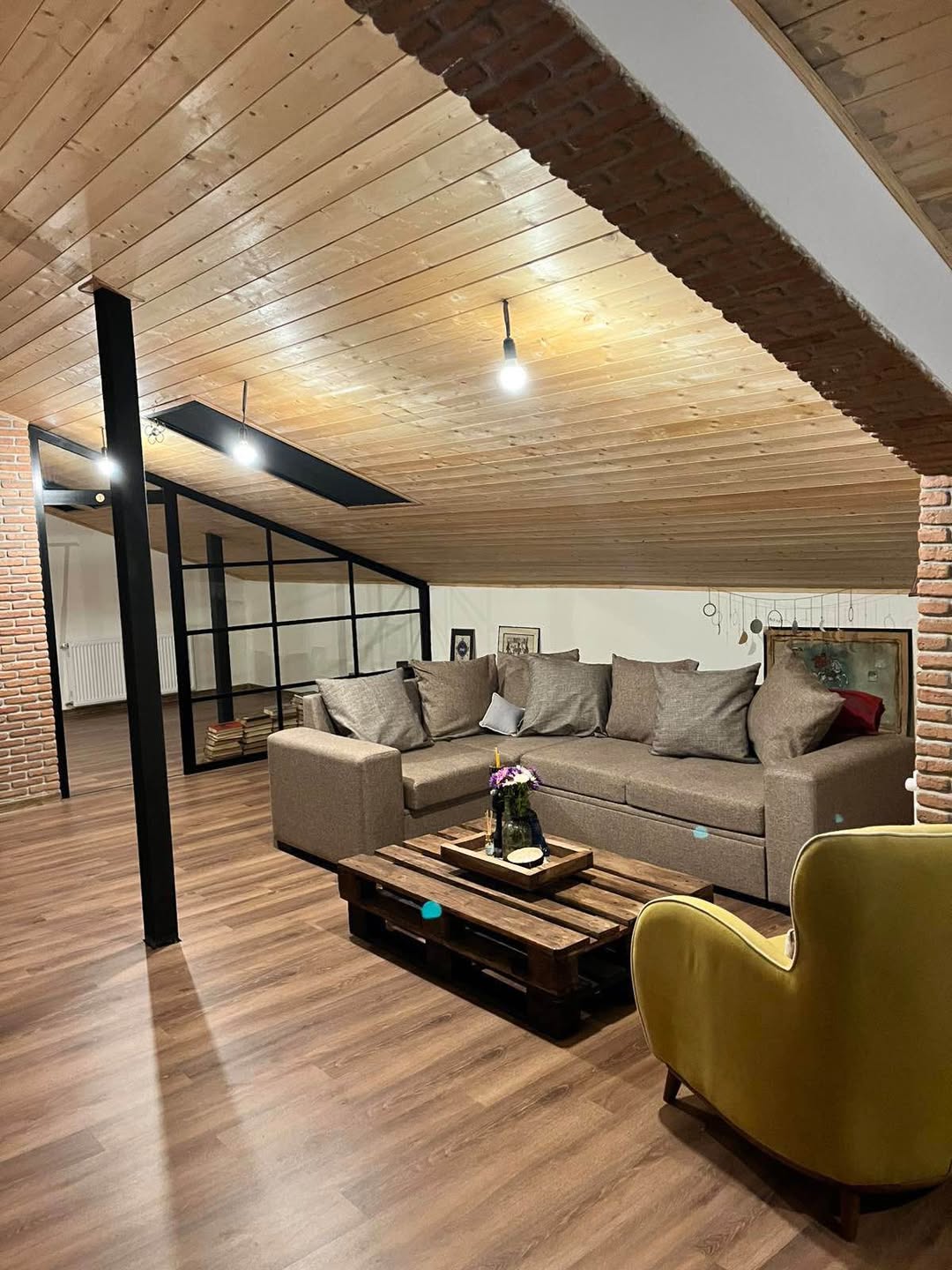 1-otaqlı mənzil kirayə, Tbilisi — $1,200