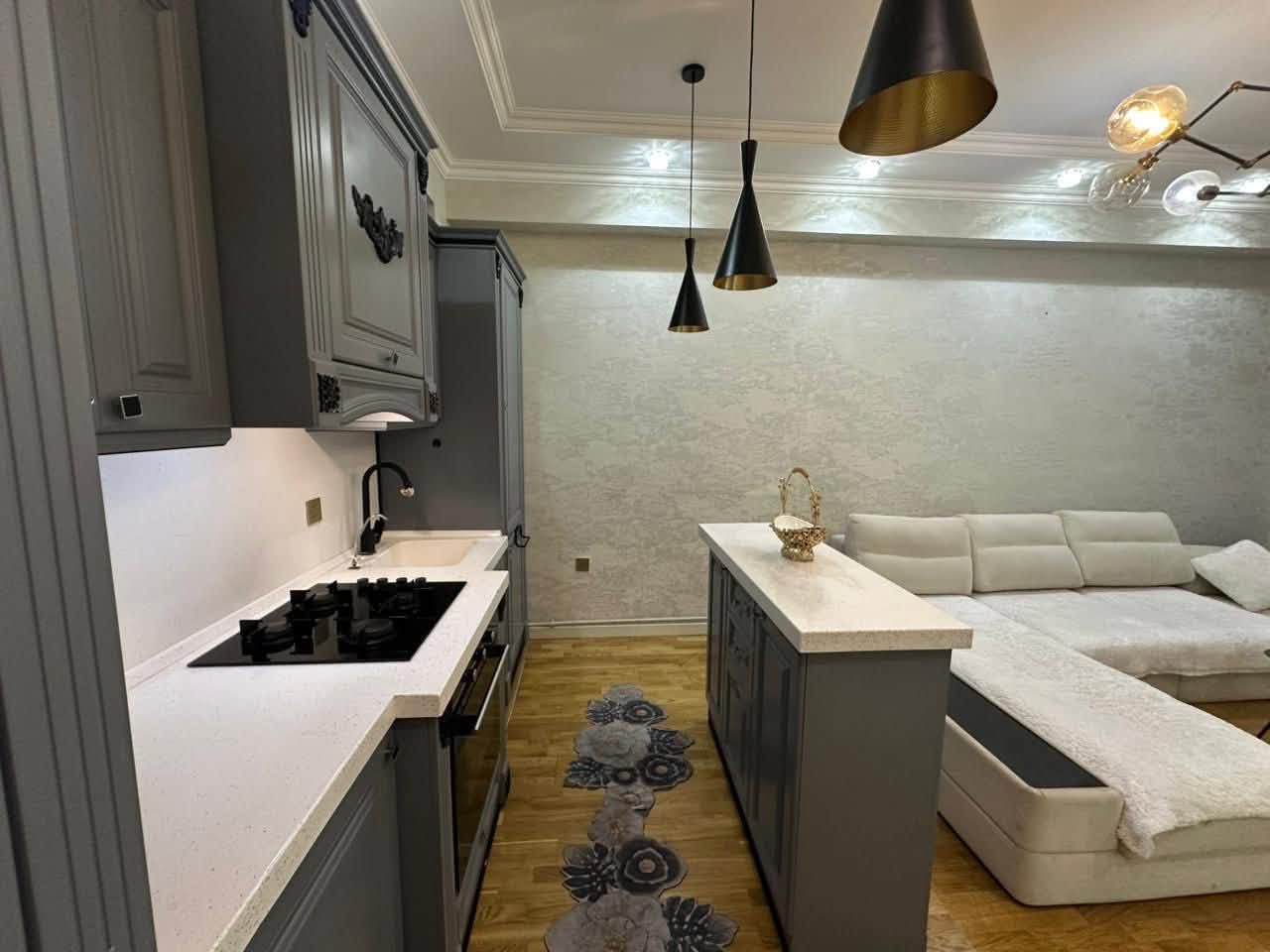 🏢 Mənzil kirayə verir - 3 otaqlı mənzil metro yaxınlığında — 1,050₼