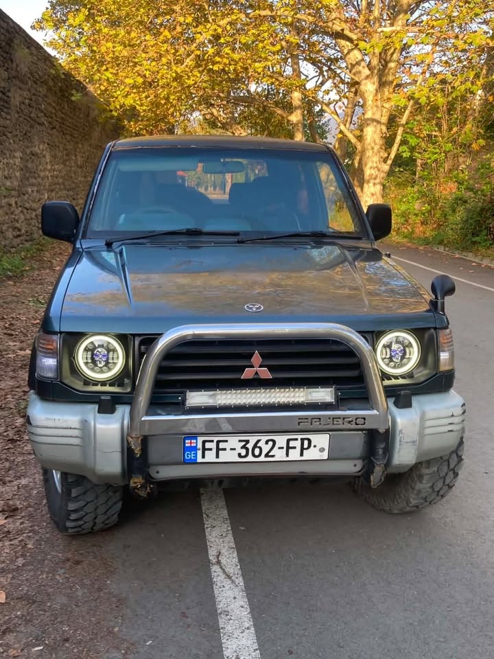 Pajero 1995 — 4,600$