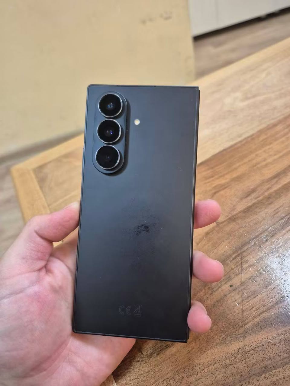 Samsung Z Fold 7, exchange for iPhone 16 Pro