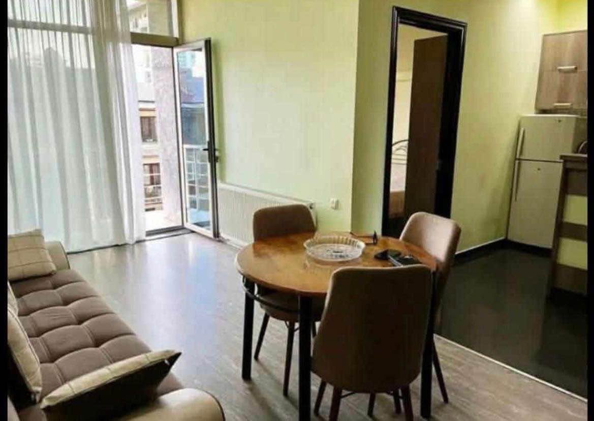 Վաճառվում է բնակարան, Բաթում — $85,000