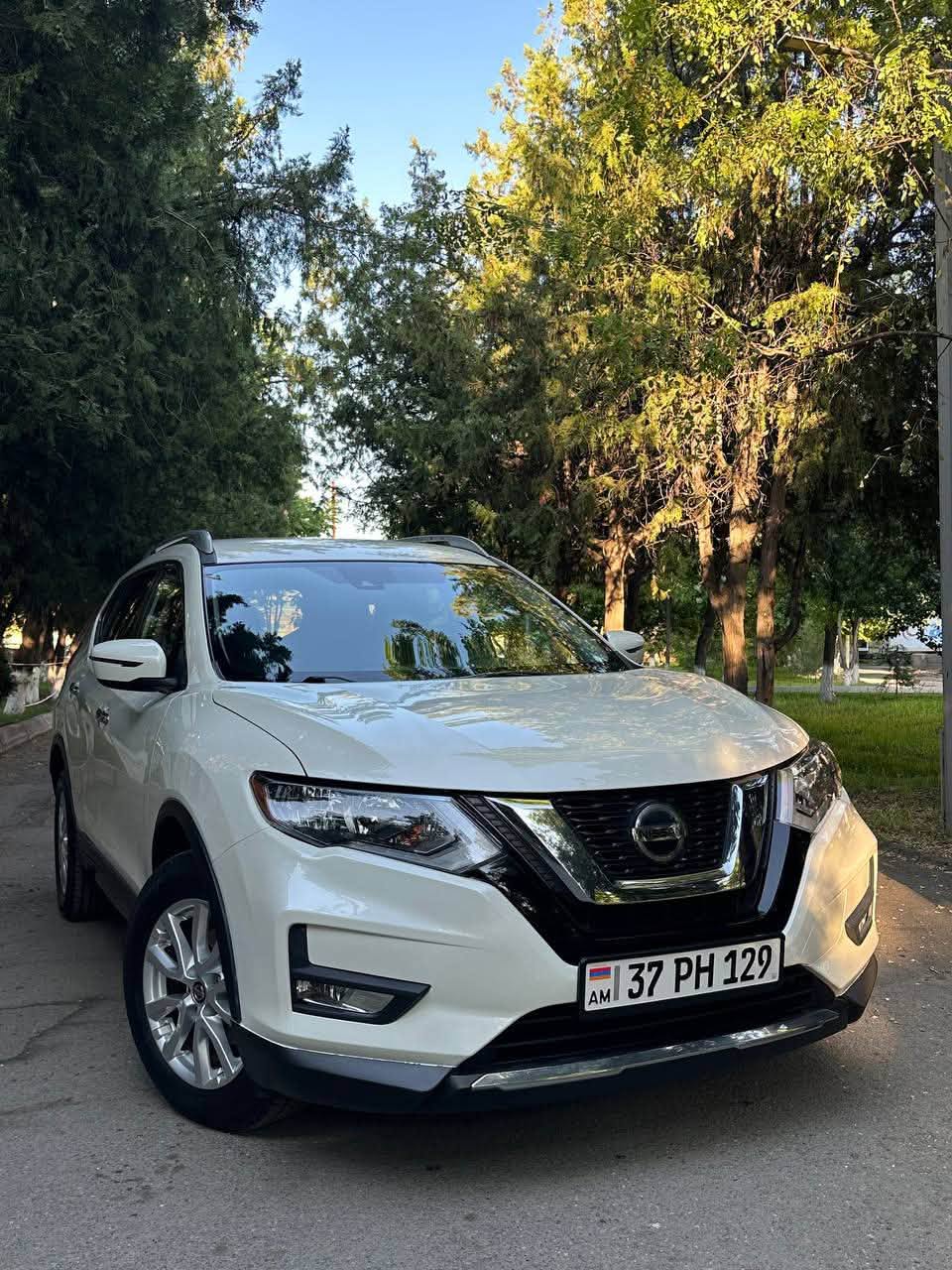 Nissan Rogue 2020