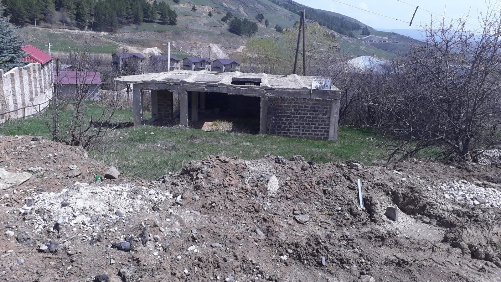 1000 m2 evin yanındaki arsa satılık