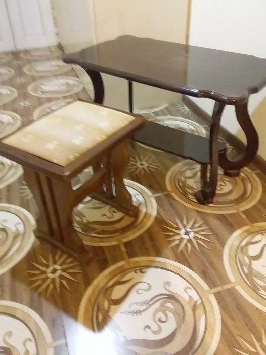 Klassik taxta çay masası və taburet