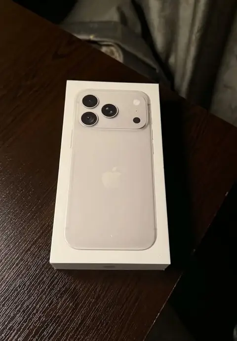 იყიდება 18 Pro 256 GB იყიდება — 3,850₾
