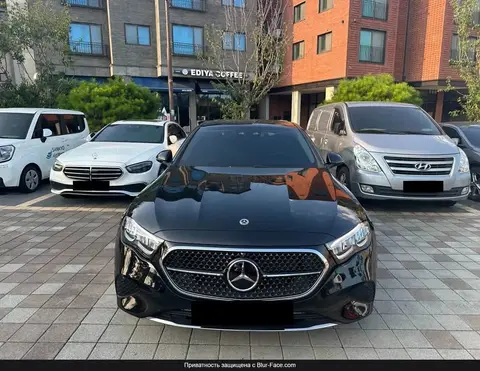 Mercedes-Benz E200 2025