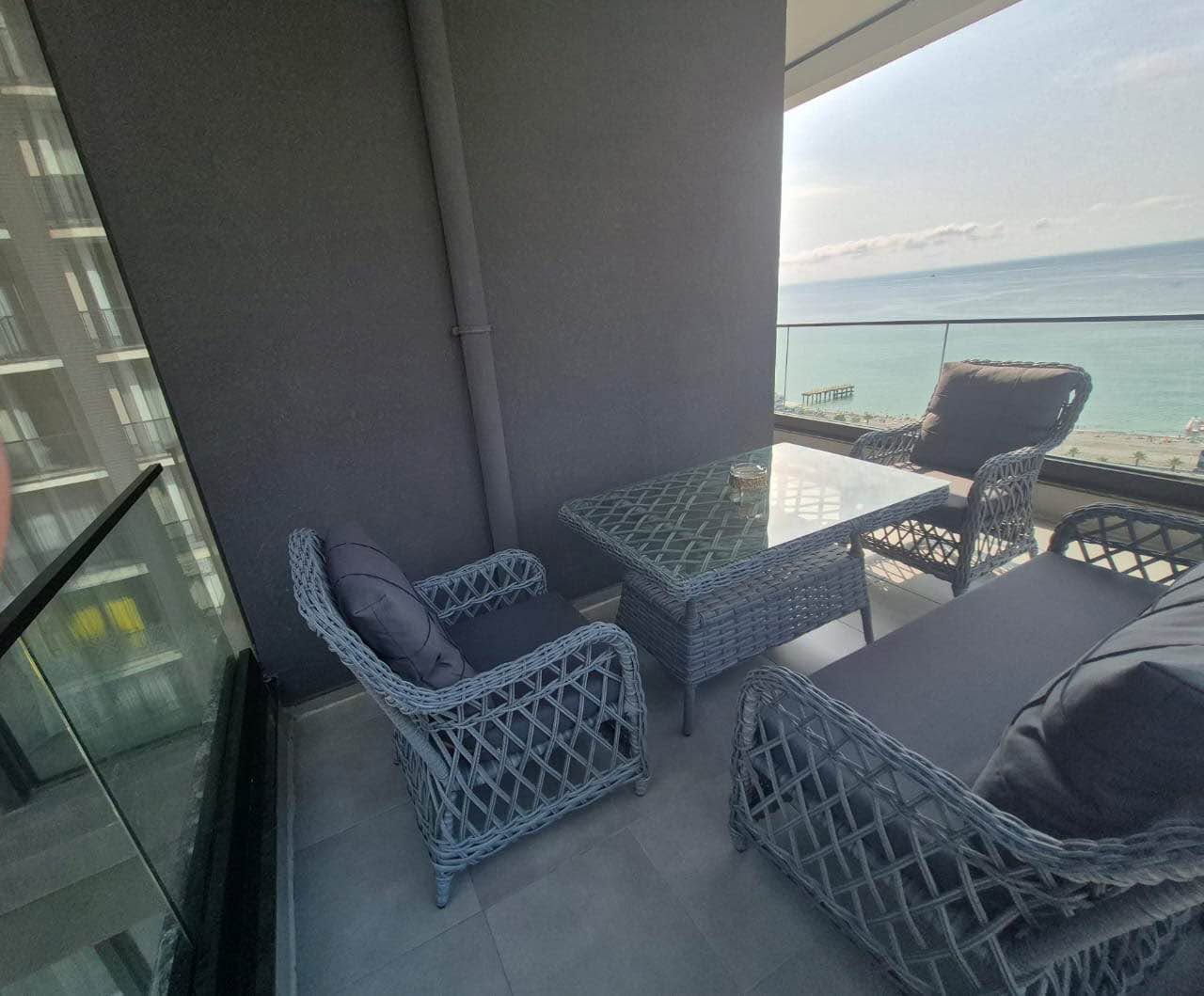 Batum deniz manzaralı kiralık daire, 72 m²