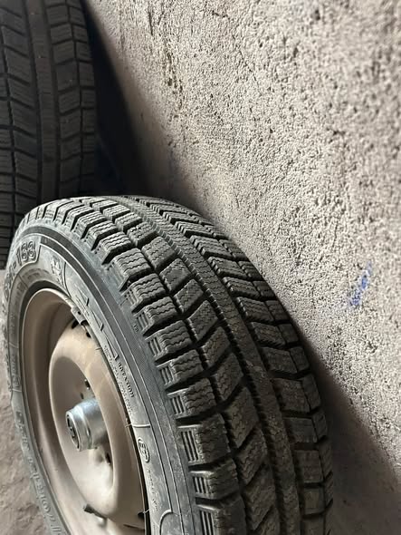 Otomobil lastikleri jantlı, kış lastikleri - 50,000֏