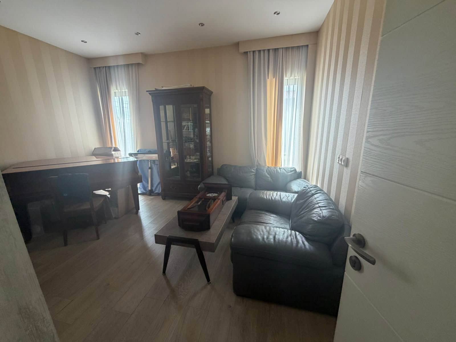 Բնակարան / Վիլլա — 2,900$