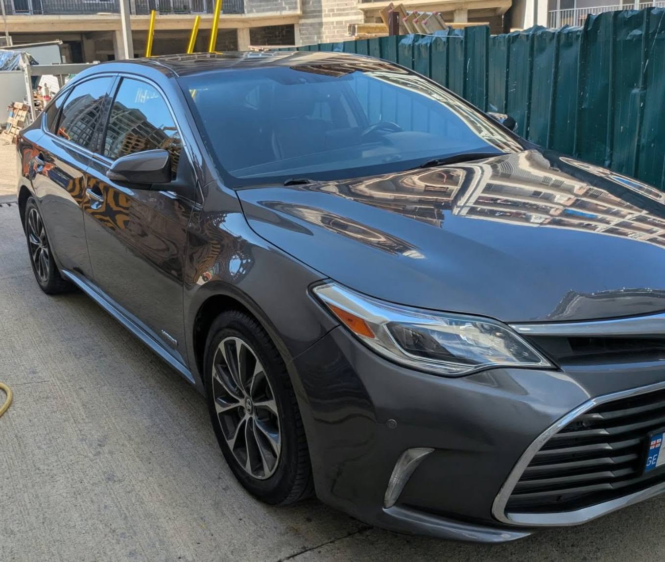 Urgently and cheaply Toyota Avalon 2016
