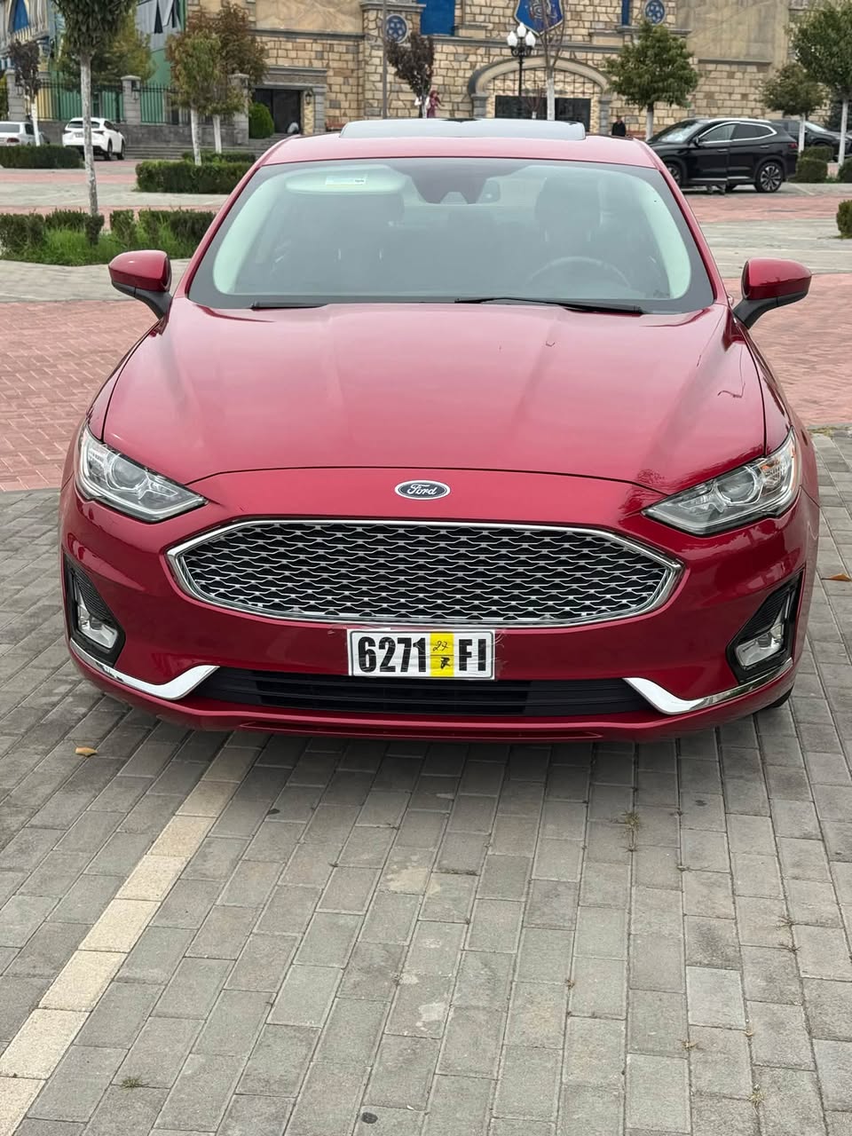 Ford Fusion SE Hybrid 2020