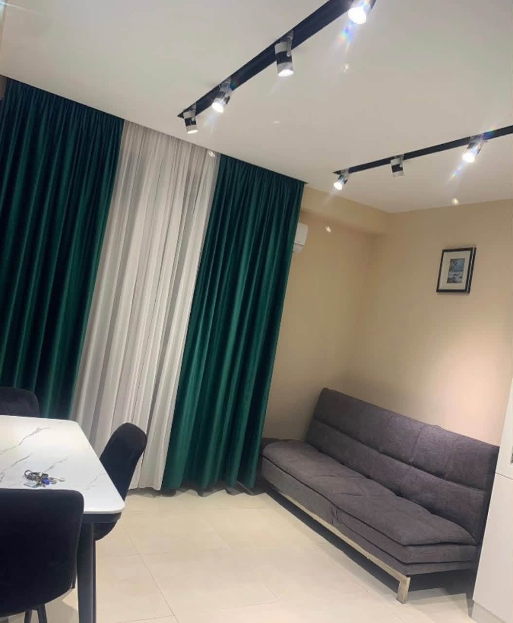 3-комнатная квартира в аренду, Тбилиси — $900