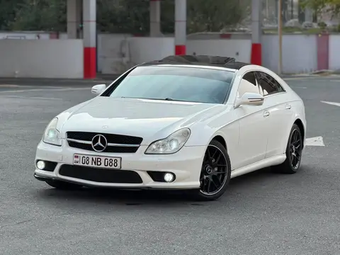 Mercedes CLS 550 AMG 2009 — 13,900$