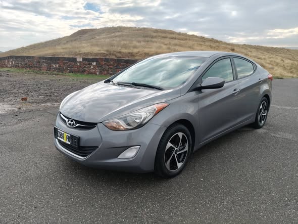 Hyundai Elantra — 7,700$