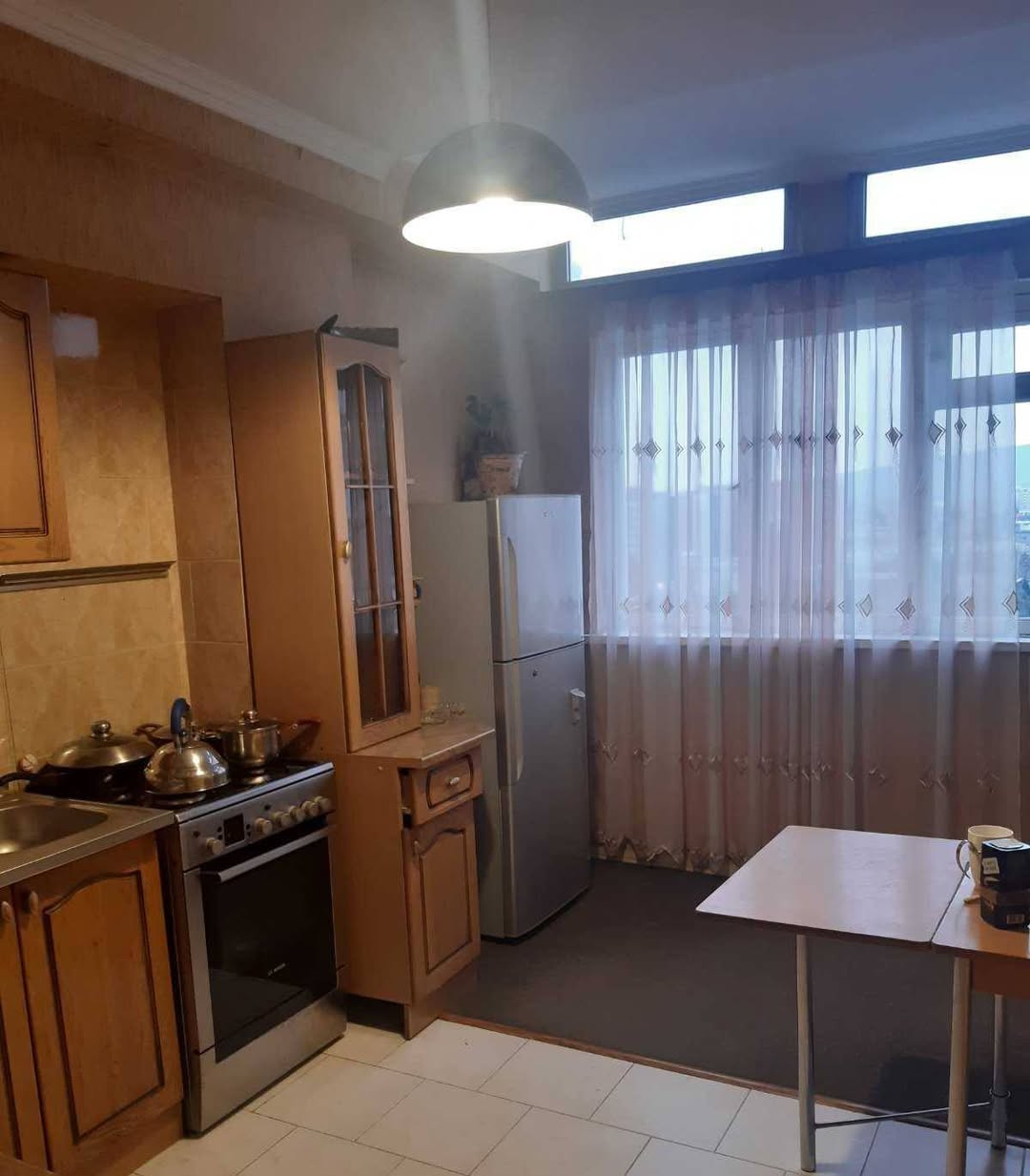 Продается 3-комнатная квартира, 100кв.м., в которой имеется: отдельная кухня, метро…