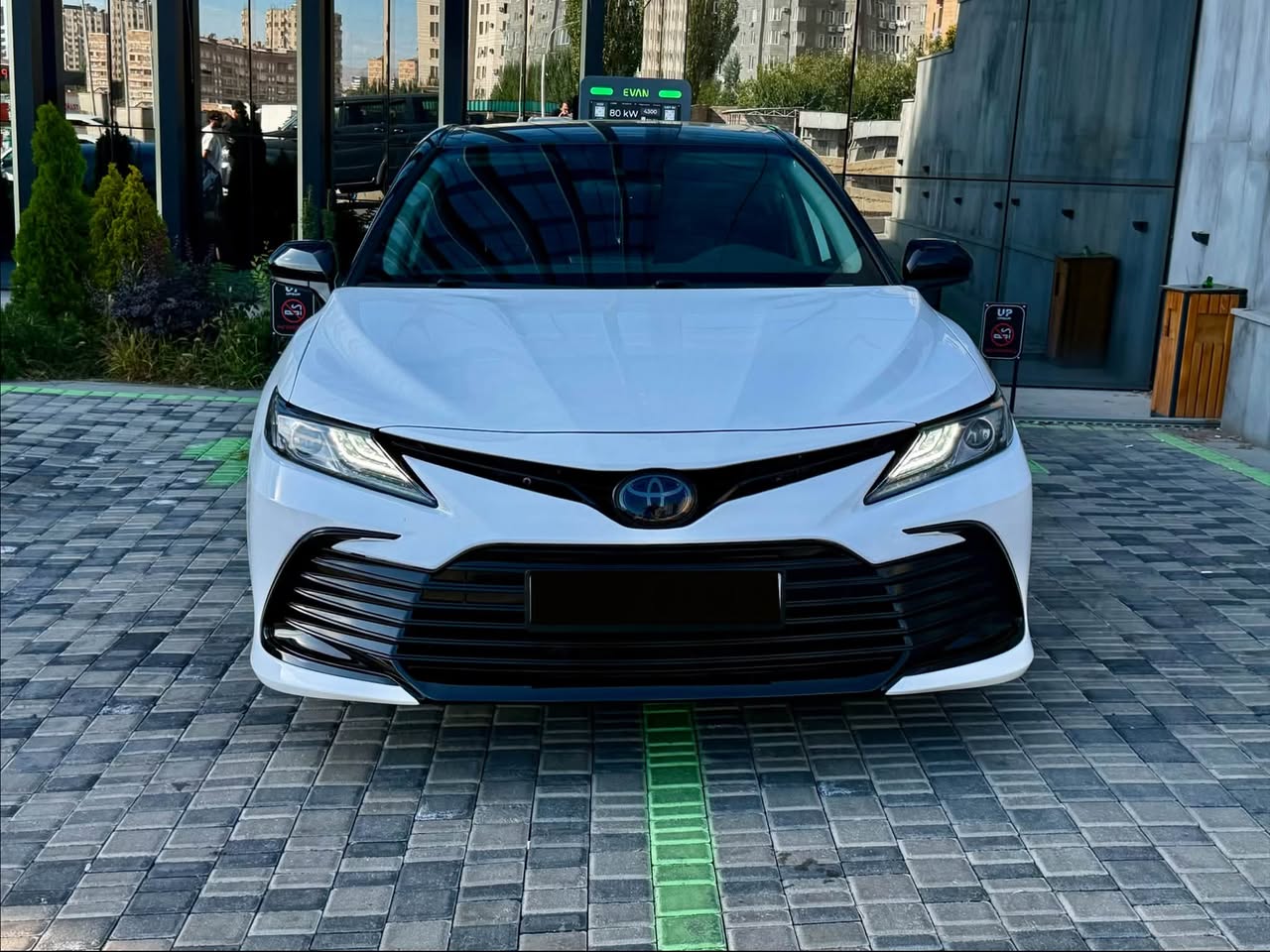 Toyota Camry 2021