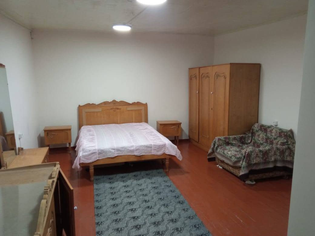 Ev, Yerevan — 150,000 դր
