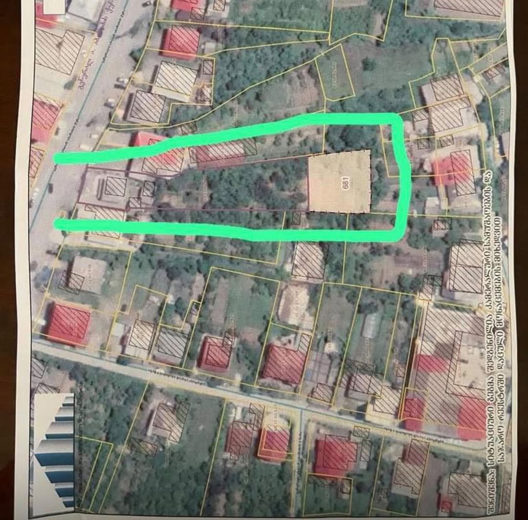 House for sale with a plot of land —