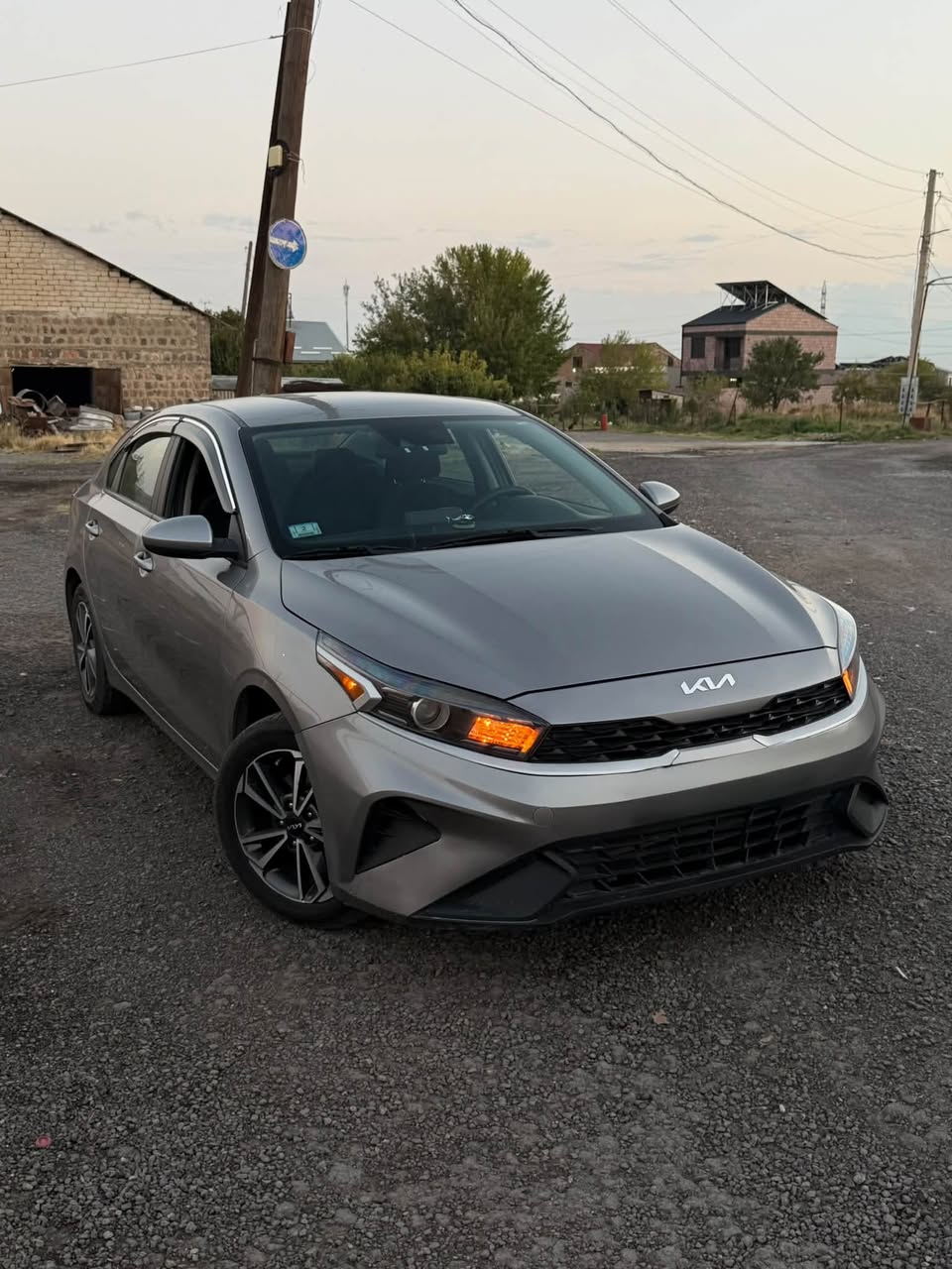 Автомобиль — 14,600$