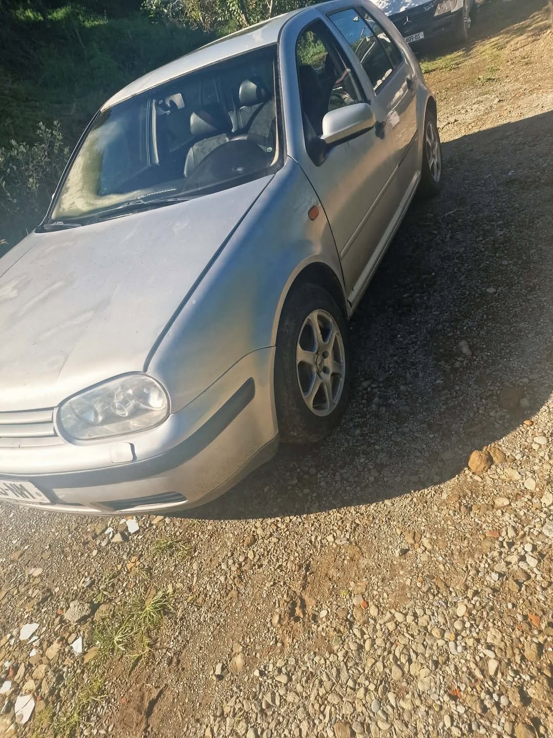 1999 model 1.4 motorlu Renault satılık