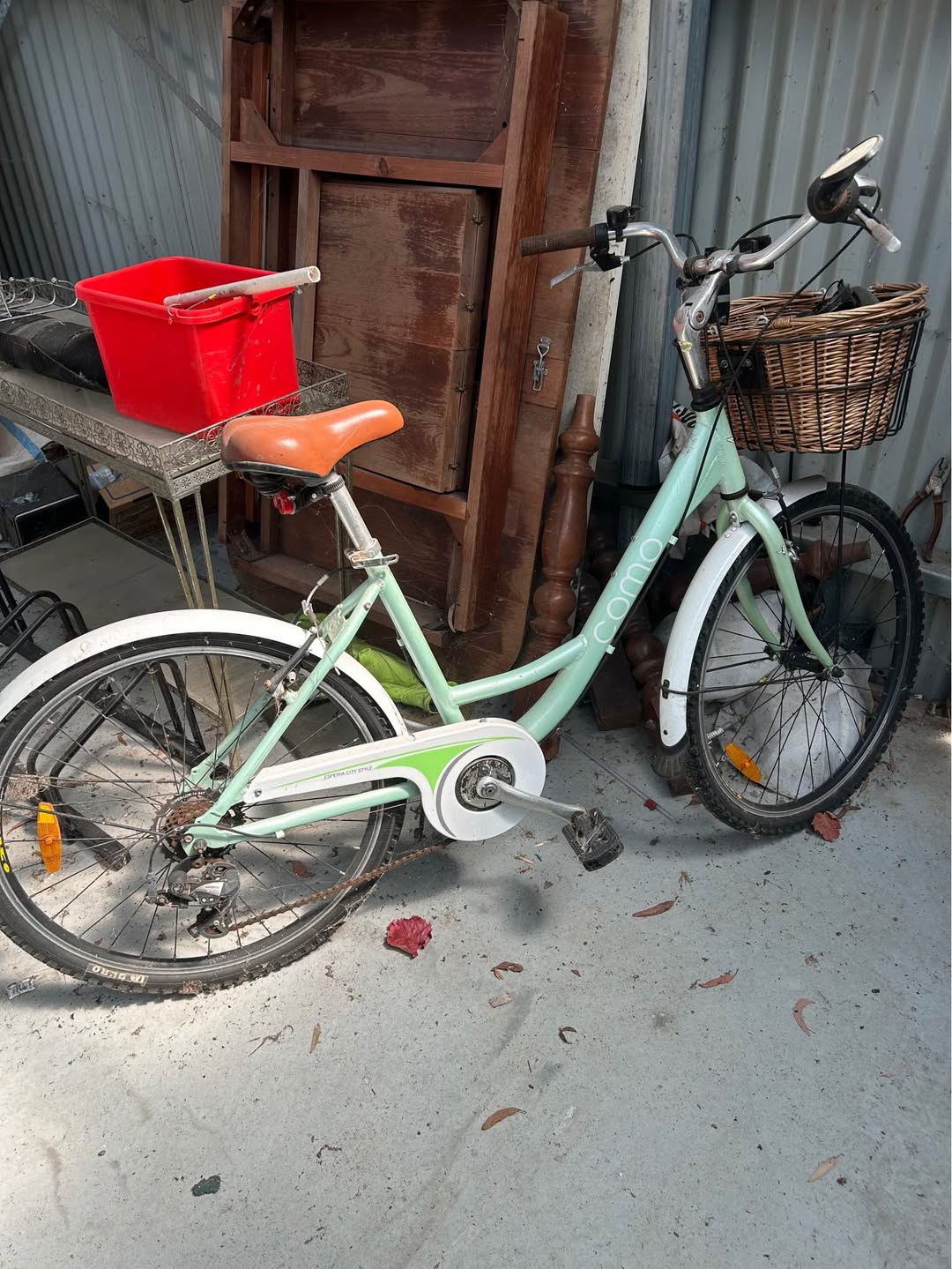 Como city bicycle, mint green