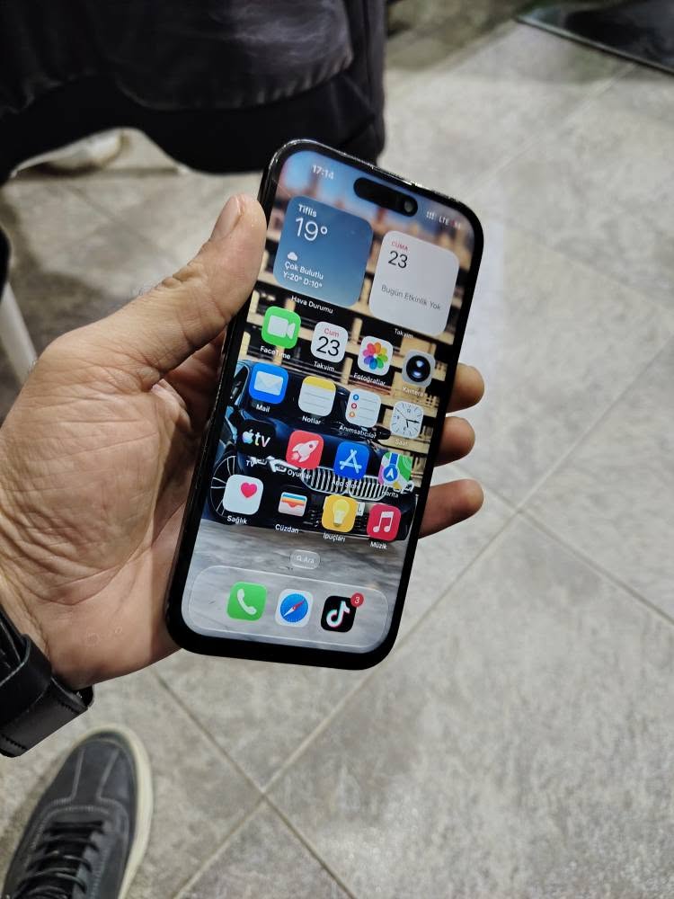iPhone 14 Pro 128GB, 79% battery