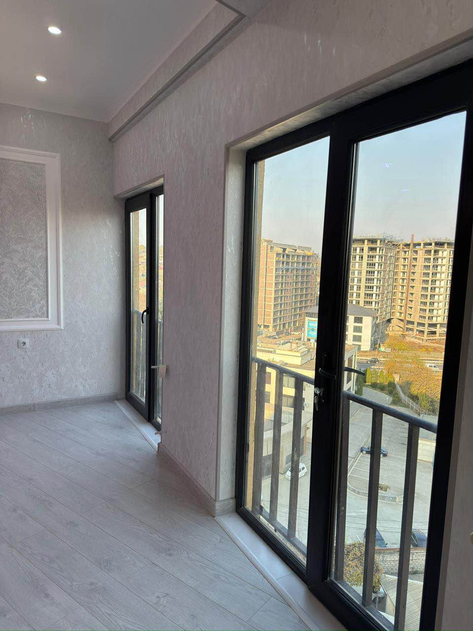 Satilir 2 otahli ev Marneulda plosada — 65,000$