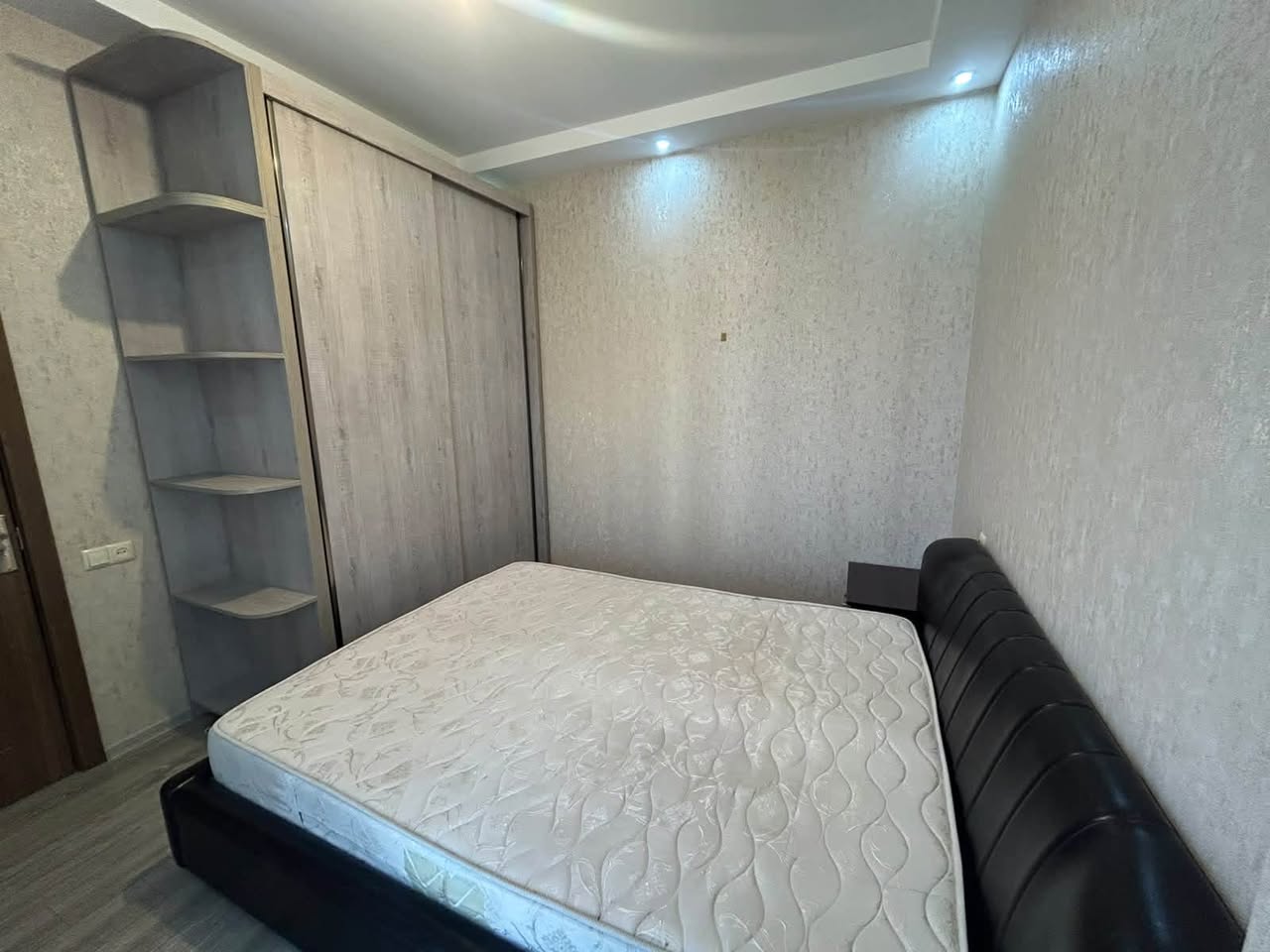 იჯარით გაქირავებული ბინა — 1,200₾