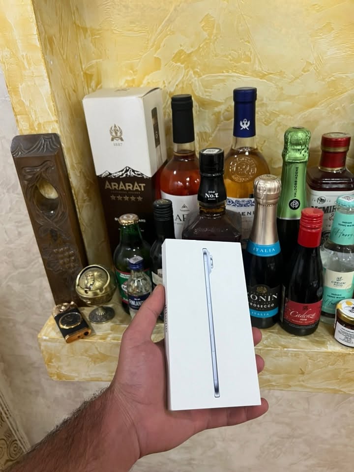 Очень срочно Iphone 17 Air продам — 340,000֏