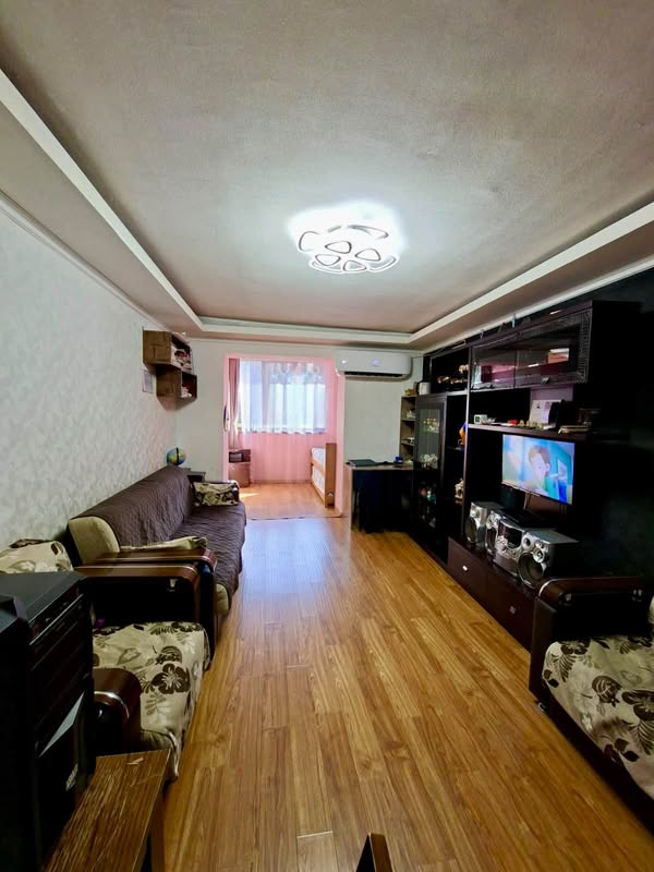 Shengavit, near Metro, 5/2 floor — $112,000