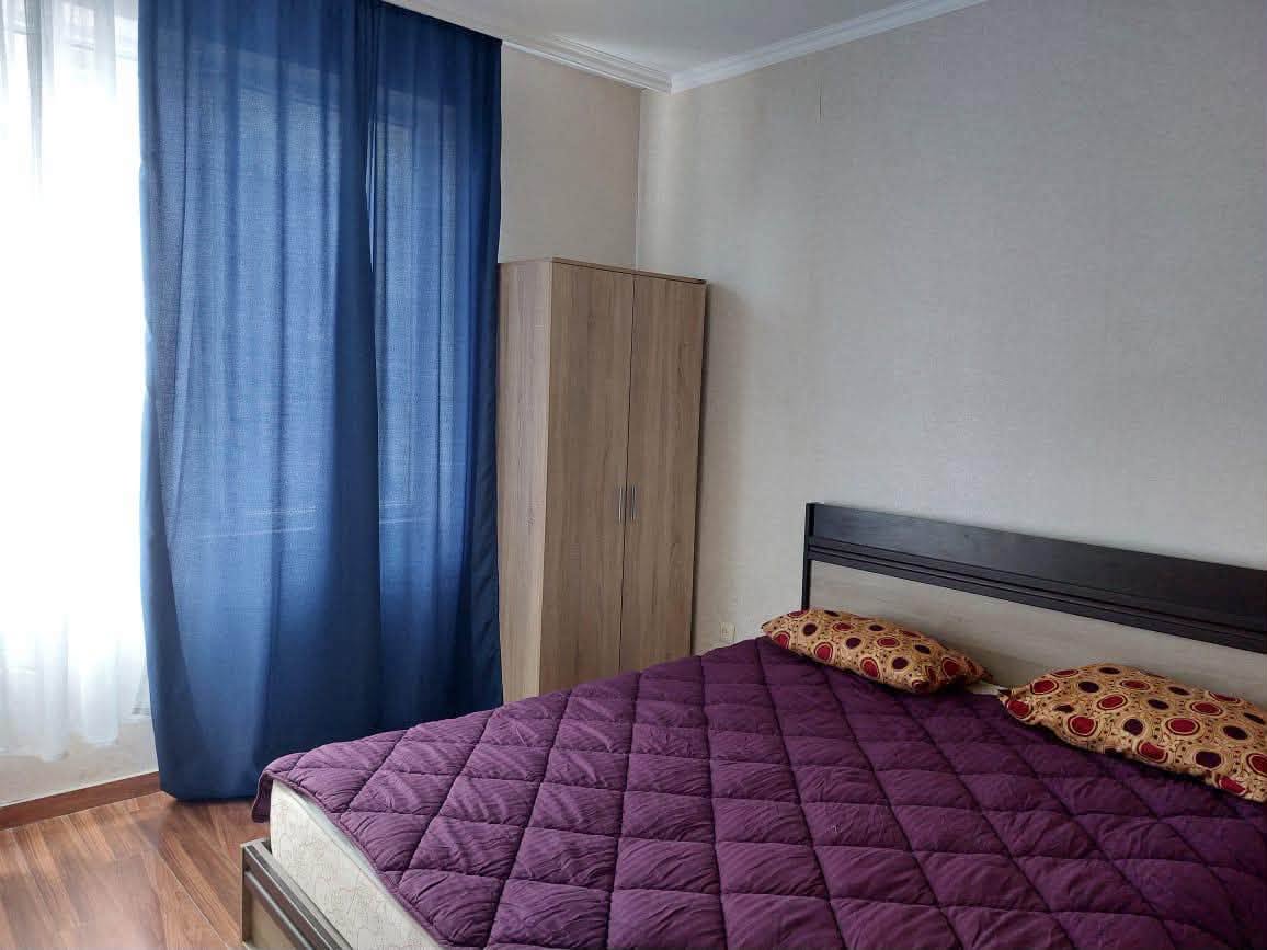 🏨86.000$ იყიდება სამ ოთახიანი ბინა ბათუმში,