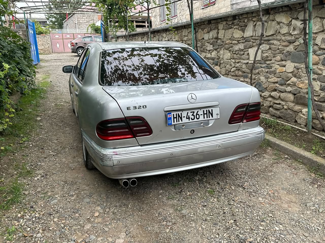 Avtomobil 2000 — 1,100$