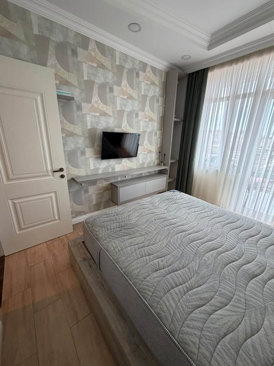 Сдаётся 2-комнатная квартира, Тбилиси — $1,000