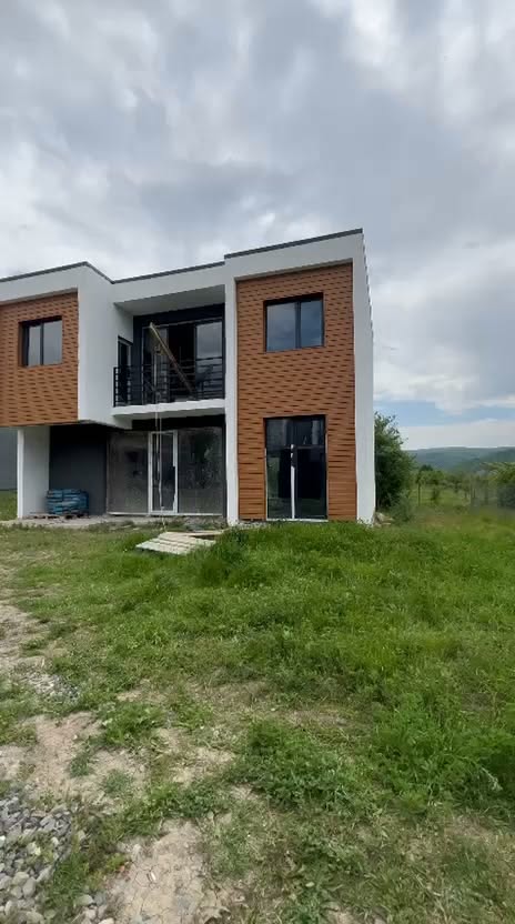 სახლი, თბილისი