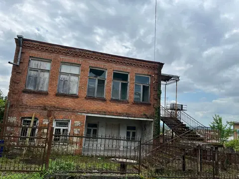 Стоимость, Сенаки - 37 000 долларов.