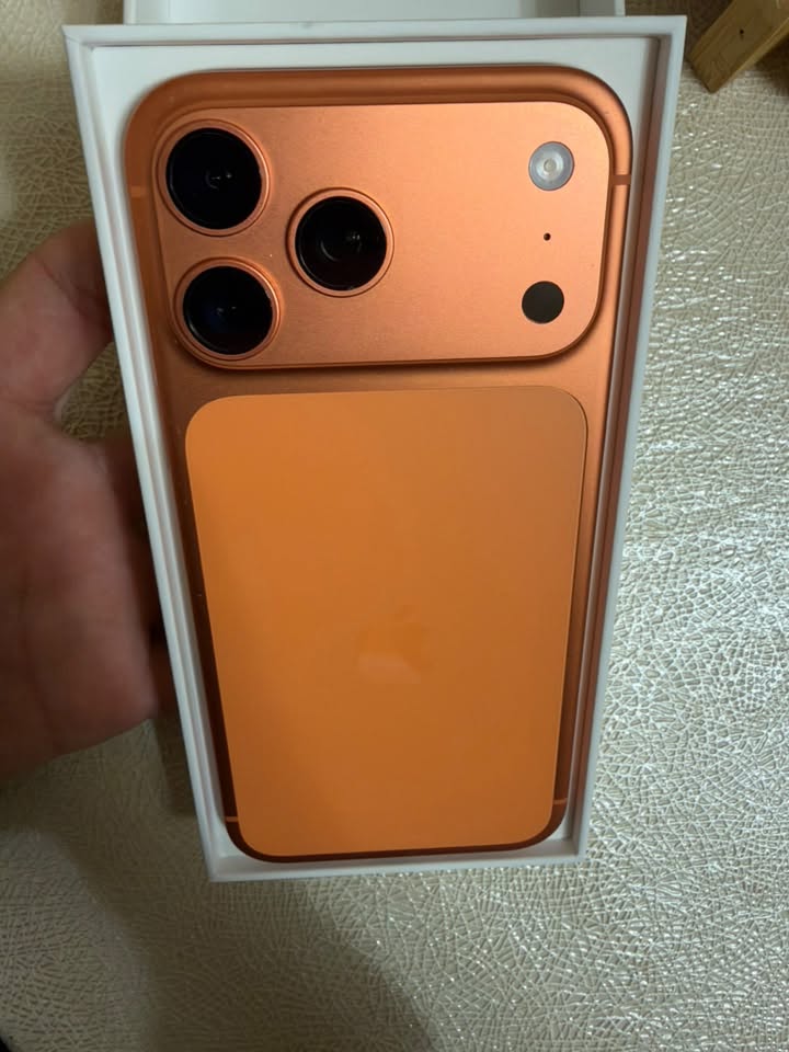 iPhone 17 Pro Max with box and cable