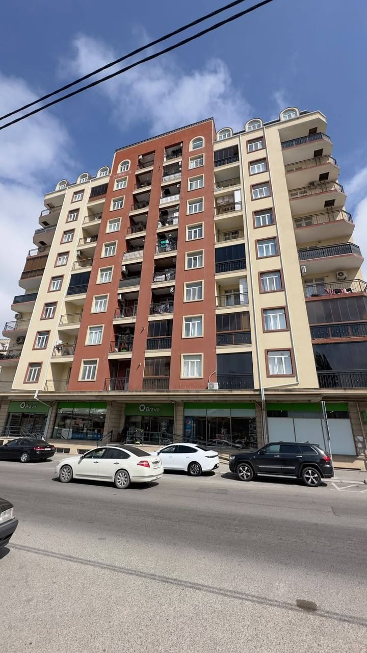 3 սենյականոց բնակարան վաճառվում է, Բաքու — 270,000 ₼