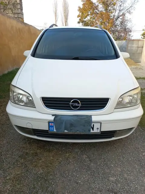 Опель Зафира 2003