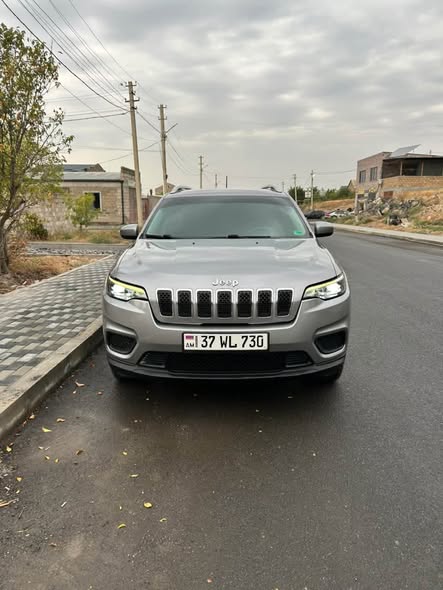 Jeep Cherokee latitude