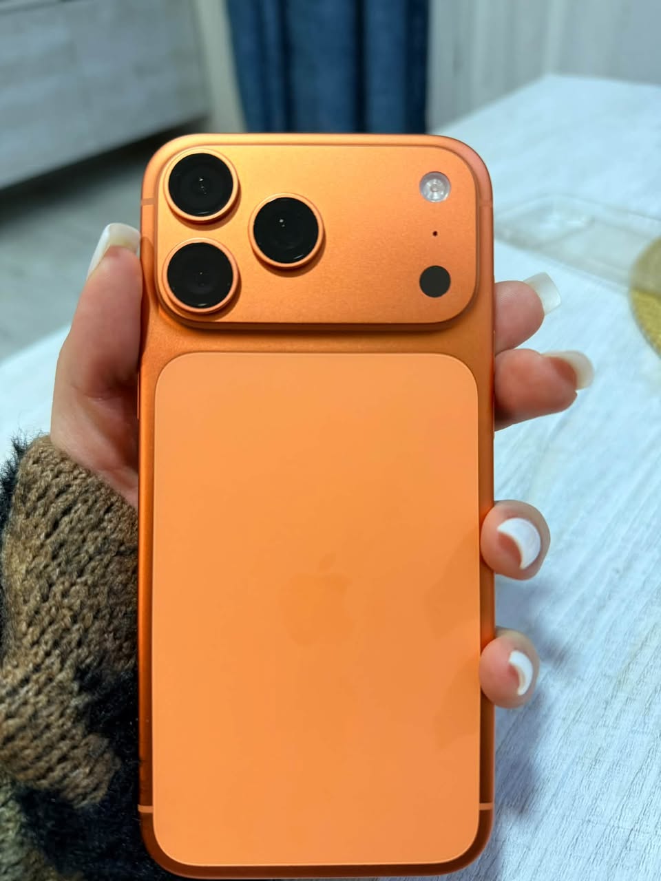 iPhone 17 Pro Max 256GB, like new