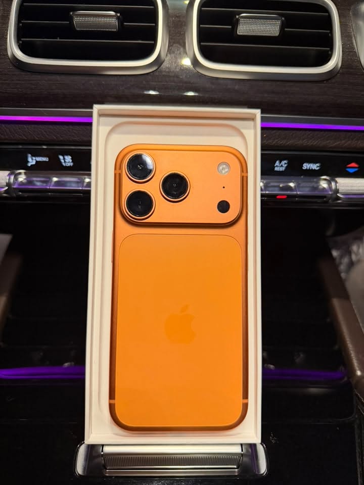 For sale! iPhone 17pro 256GB ideal condition — 2,800₾