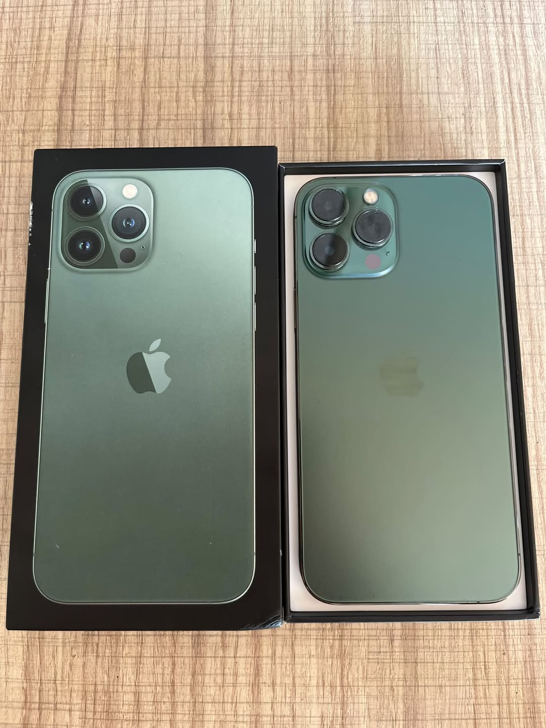 iPhone 13 Pro Max, battery 80%