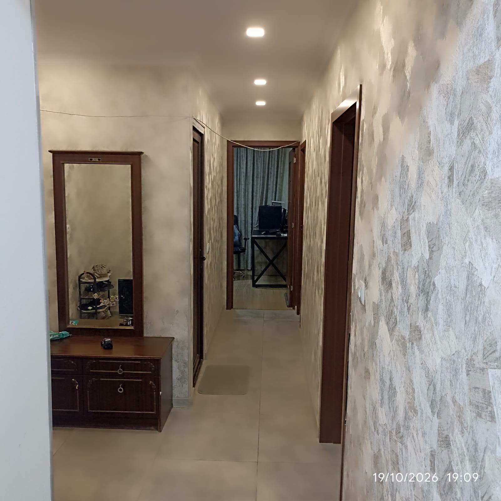 🏡Yeni Rustavida ❗️Mesxişvili küçəsində 🟣Mərkəzi yol kənarında — 81,000$