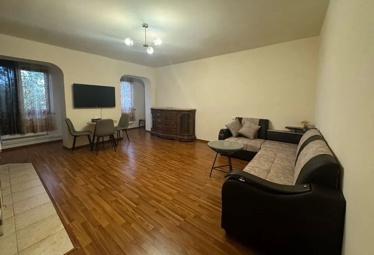 2 otaqlı mənzil satılır, İrəvan - $125,000