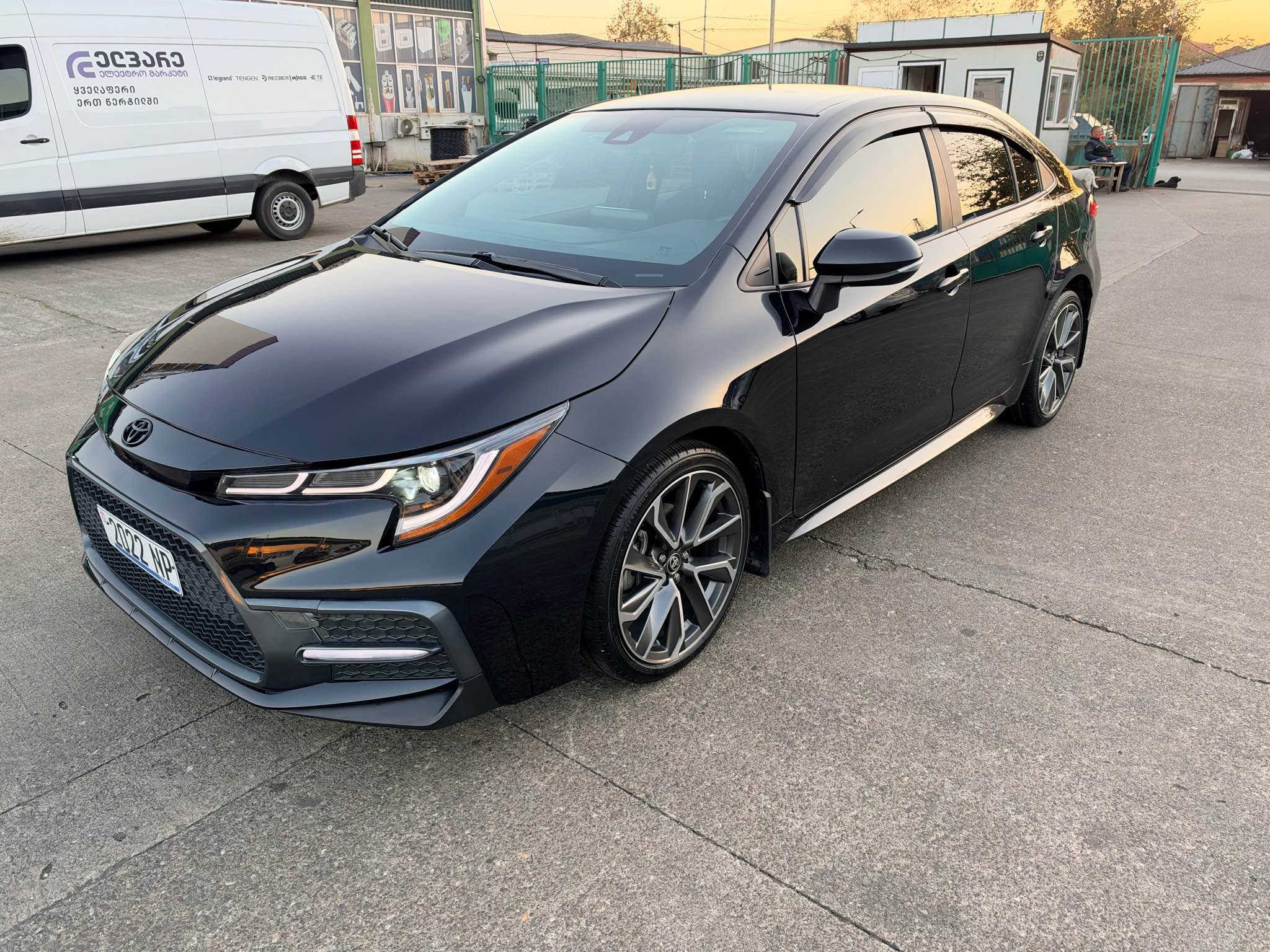 Toyota 2.0 petrol SE, 67,675 km