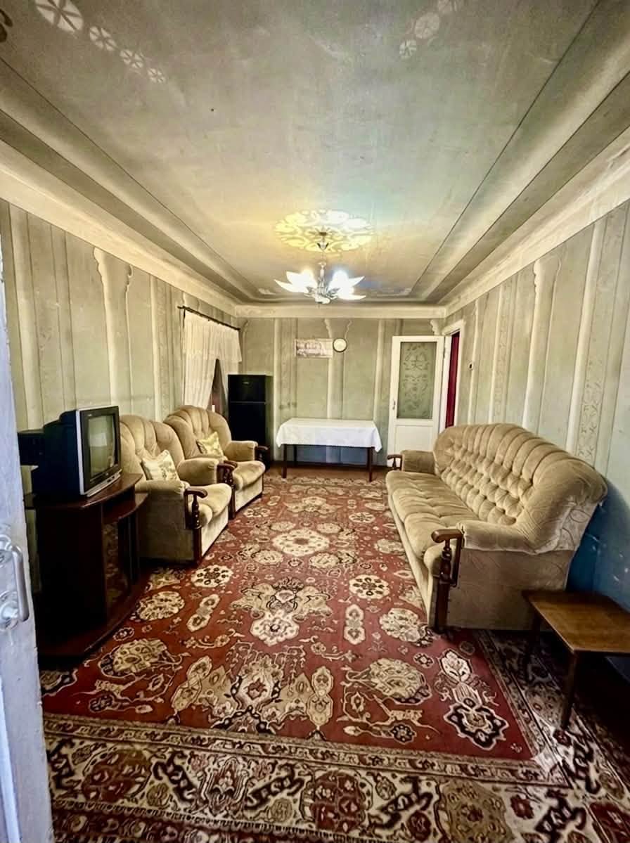 გაყიდვაშია 3 ოთახიანი ბინა, ჩარენცავან — $72,000