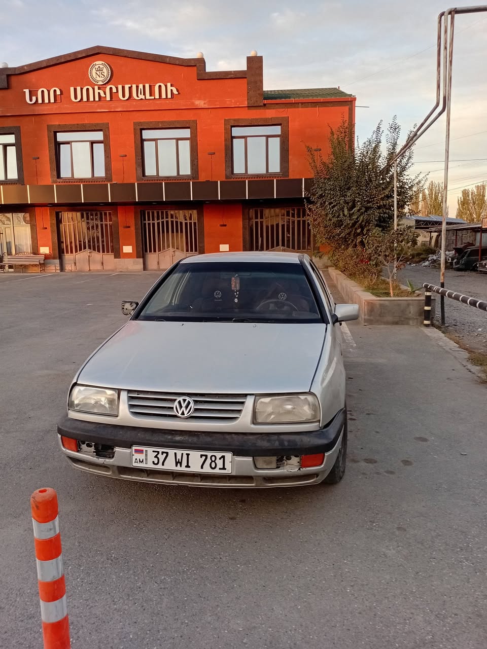 VAZ $ 1997 — 500000֏