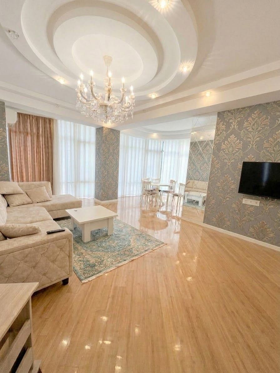 A 3-room apartment is for sale in Baku — $344,000