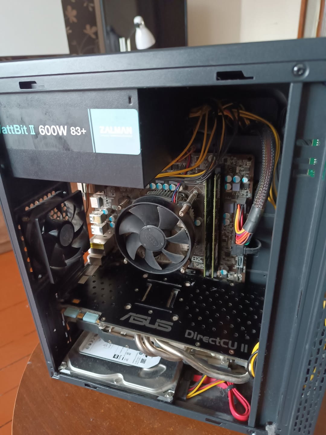 i5 PC, 16 GB RAM, GTX 750 4 GB