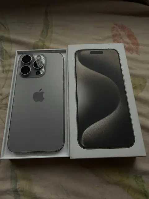iPhone 15 Pro 512GB, pil 97%